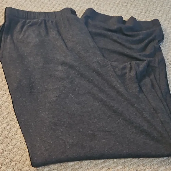 Victoria's Secret Pajamas - Picture 7 of 13